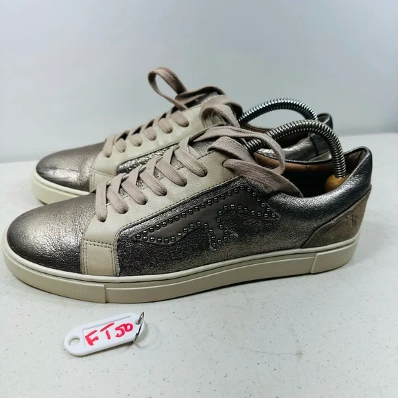 FRYE Metallic Ivy Logo Patch Women Studded Sneakers Size8,5 RARE - Picture 1 of 7